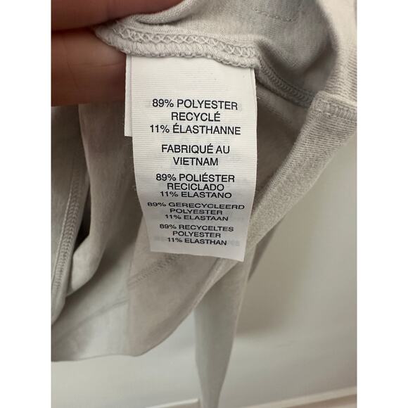 Vuori Women's Essential Half Zip Cream/Bone XL - Picture 4 of 6